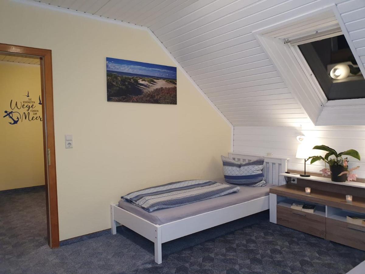 Huus Borkum Apartment Bagian luar foto